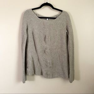 Gap• tan ribbed cable knit wool sweater